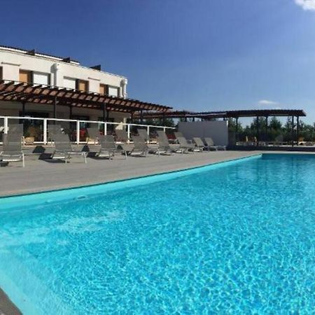 104 Douce Provence Au Calme Face A La Piscine Daire Éguilles Dış mekan fotoğraf